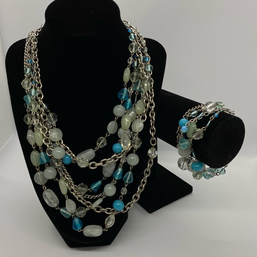 Lia Sophia (2 pc set) beaded necklace & bracelet